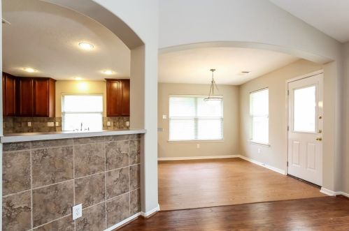 27 Orchid Grove Pl, Conroe, TX 77385-3541