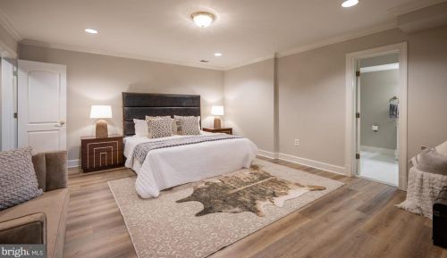 281 Golden Woods Ct, Great Falls VA  22066-4152 exterior