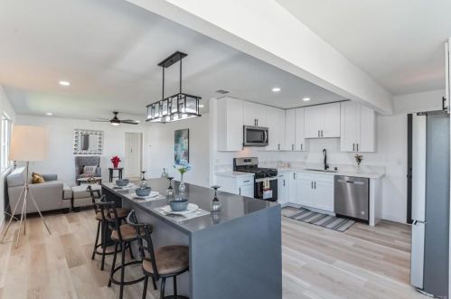 1346 Euclid Ave, San Diego CA  92114-6207 exterior