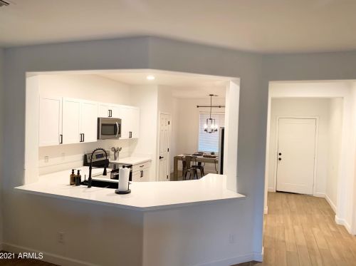 2819 74th Dr, Phoenix AZ  85043-7605 exterior