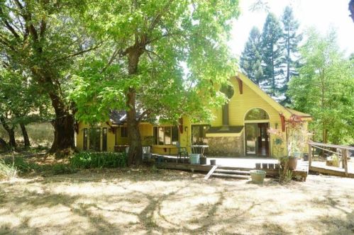 6525 Briceland Thorn Rd, Garberville, CA 95542-9611
