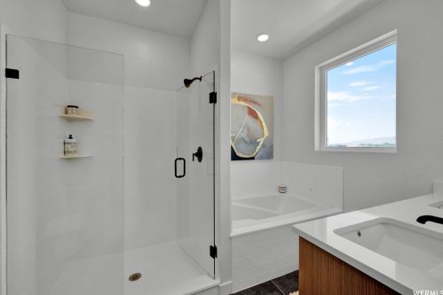 405 900, Highland UT  84003-1985 exterior
