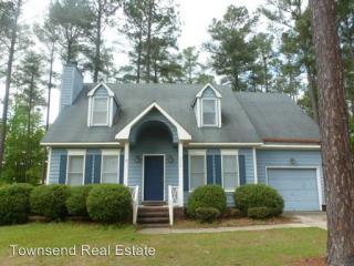 8218 Dunholme Dr, Fayetteville NC  28304-5905 exterior