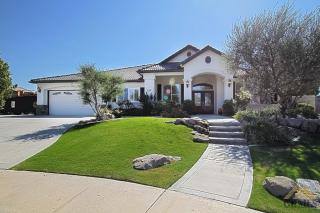 5702 Sunny Hills Ct, Bakersfield, CA 93306-9671