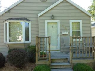 4545 Burnham Ave, Toledo, OH 43612-2413