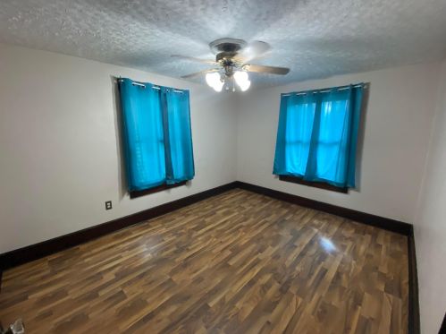 528 Prospect St, Marion OH  43302-4945 exterior