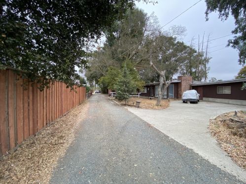 15610 Murphy Ave, Morgan Hill, CA 95037-9567