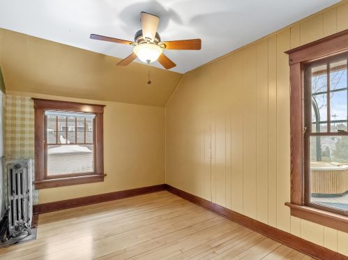 1326 8th St, Manitowoc WI  54220-2014 exterior