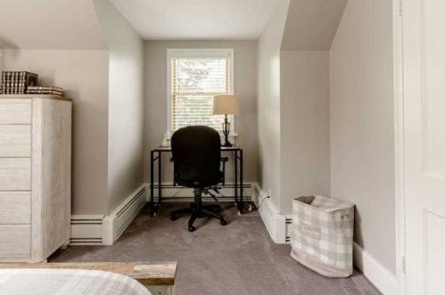 72 Maple Ave, Fishkill NY  12524-2213 exterior