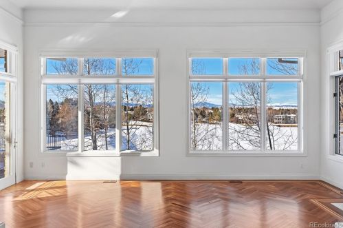 93 Glenmoor Dr, Englewood CO 80113-7117 exterior