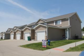 3414 Huntley Ln, Waterloo IA  50702-5659 exterior