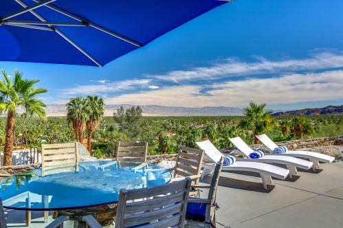 400 Camino Alturas, Palm Springs CA  92264-8996 exterior
