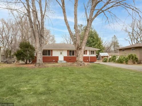 510 Quantico Ln, Minneapolis, MN 55447-3933