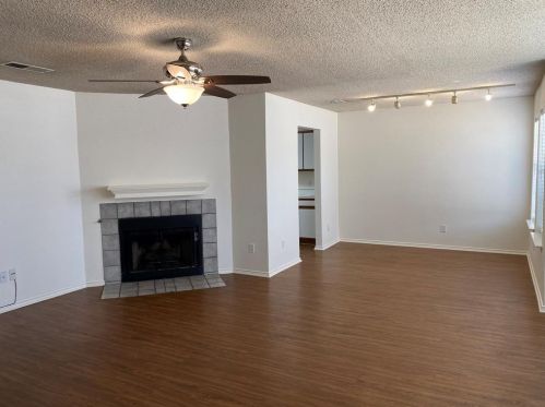 324 Nita Ln, Euless, TX 76040-4162