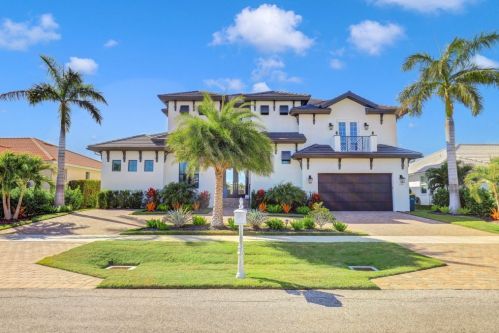 258 Capistrano Ct, Marco Island, FL 34145-3512