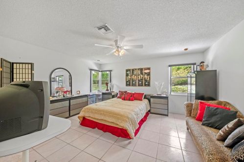 7617 Is Breeze Ter, Boynton Beach FL  33437-5403 exterior