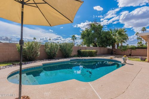 6911 Friess Dr, Scottsdale AZ  85254-3410 exterior