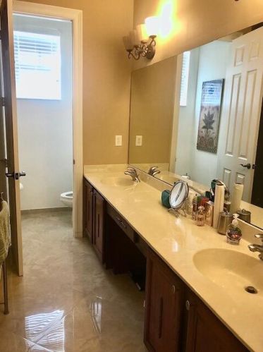 685 Pacific Grove Dr, West Palm Beach, FL 33401-8492