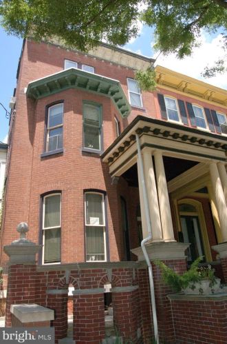 351 Orange St, Lancaster, PA 17602-2916