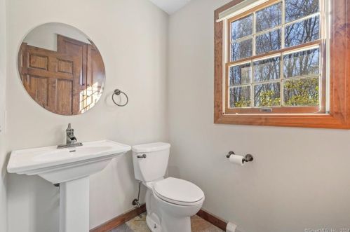 23 Cedar Hill Ln, Colchester CT  06420-4008 exterior