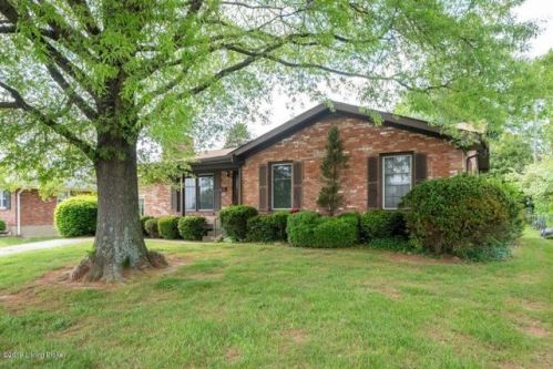 7405 Westport Rd, Louisville, KY 40222-4105