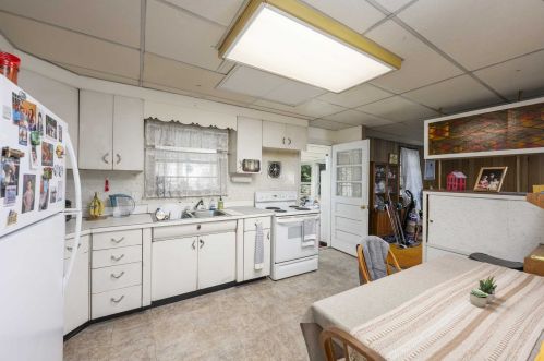 2 Merrimac Rd, Poughkeepsie NY  12603-5661 exterior