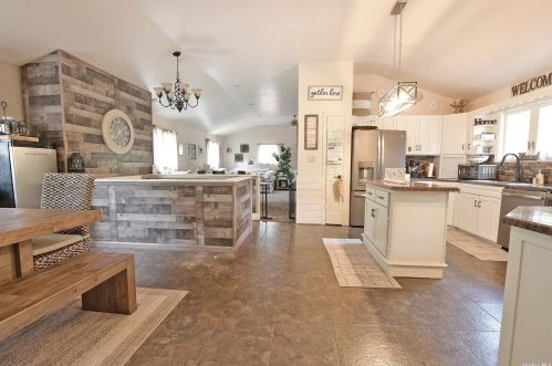 43 Madeline Rd, Panamoka NY  11961-2943 exterior