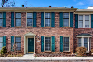 132 Durwood Rd, Knoxville, TN 37922-4602
