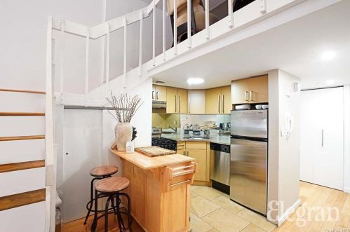 215 24th St, New York, NY 10010-3802