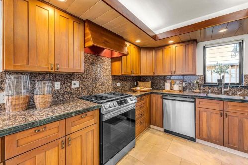 1007 Benito Ave, Del Monte Park CA  93950-5403 exterior