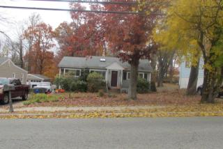 87 Yawpo Ave, Oakland, NJ 07436-2740