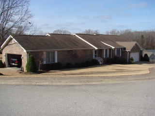 398 Paris Harbor Dr, Paris, TN 38242-4594