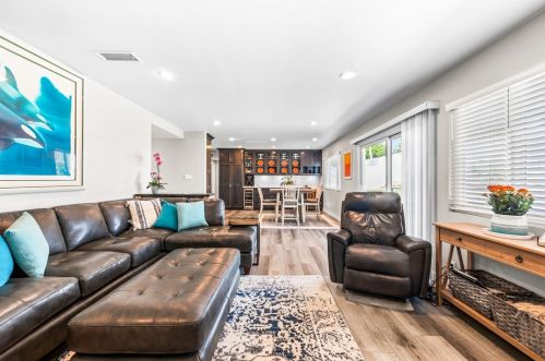 4970 Somerset St, Buena Park, CA 90621-1401
