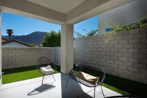 54640 Avenida Juarez, La Quinta CA  92253-3722 exterior