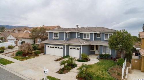 721 Cinnabar Pl, Simi Valley, CA 93065-7200