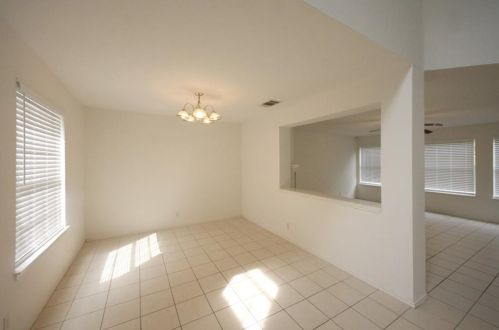 9702 Copper Creek Dr, Austin TX  78729-3543 exterior
