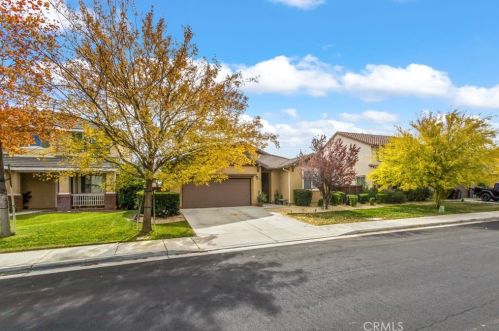 1515 Flamingo St, Beaumont, CA 92223-3115