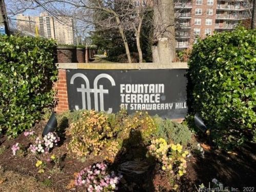 71 Strawberry Hill Ave, Stamford CT  06902-2757 exterior