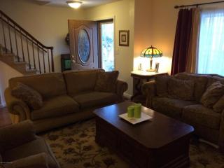 409 Rose Ct, Lakewood, NJ 08701-5874