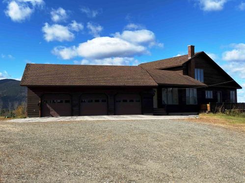 11 Skyline Dr, Columbia, NH 03576-3649