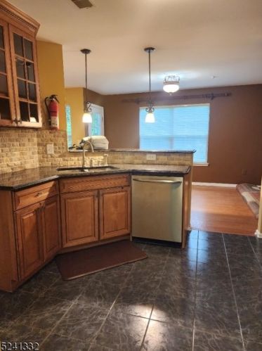 3510 Scenic Ct, Parsippany NJ  07834-3478 exterior