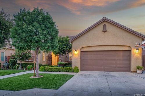 2574 Utah Ave, Fresno CA  93720-3977 exterior