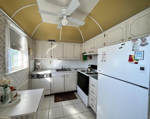 341 Sheffield, West Palm Beach, FL 33417-1558