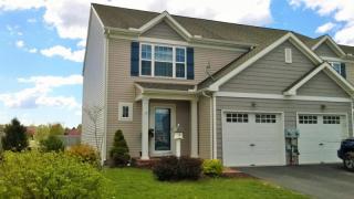 528 Fox Ridge Ln, Lebanon, PA 17042-7665