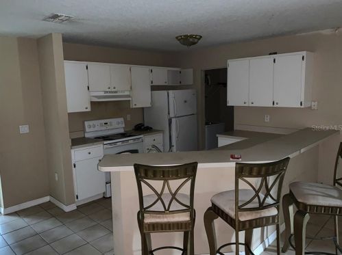27276 Warner Ave, Brooksville, FL 34602-7351