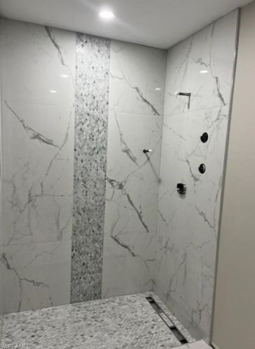 4226 Lakewood Blvd, Naples, FL 34112-6120