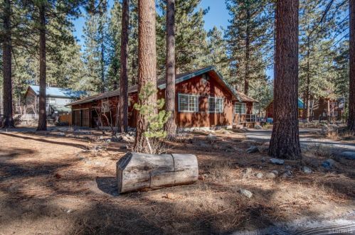 941 Bigler Ave, South Lake Tahoe, CA 96150-7827