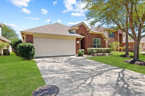 7223 Chasegrove Ln, Richmond TX  77407-6498 exterior