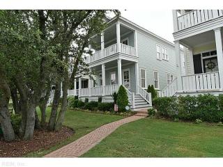 9536 29th Bay St, Norfolk, VA 23518-2002