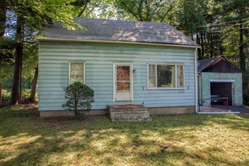 1244 Blue Hills Ave, Bloomfield CT  06002-1302 exterior